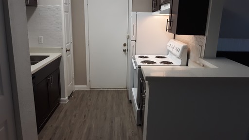 2 Bedroom Townhome – 16700 Kuykendahl Rd., 3602, Houston, TX 77068