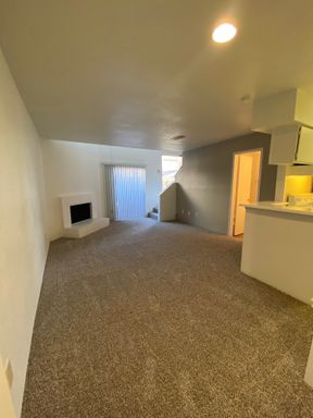 One bedroom, one and a 1/2 bathroom loft-style townhome – photo 1