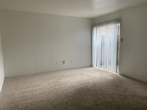 One bedroom, one bathroom apartment – photo 1