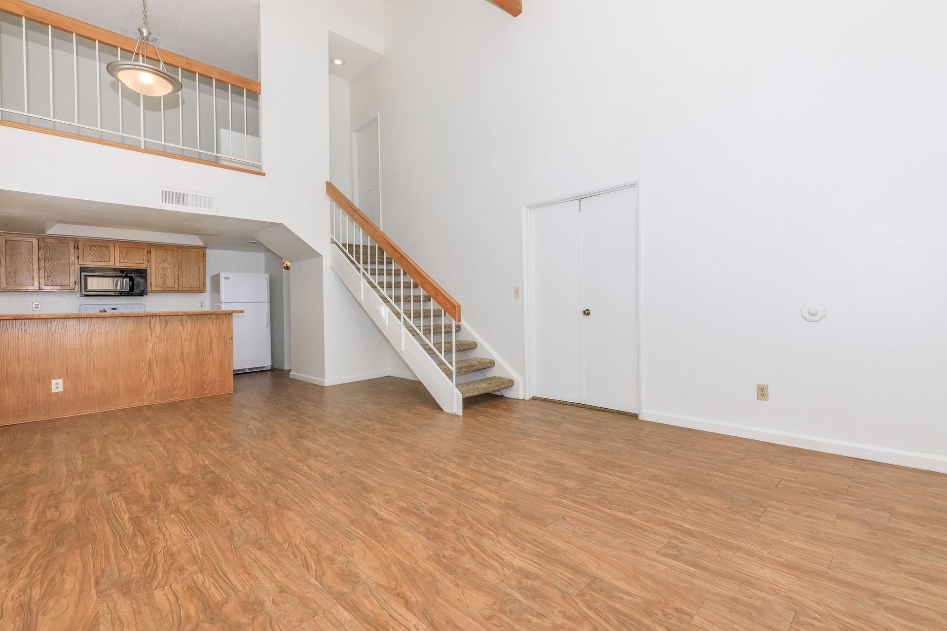 Tucson Apartment: 2400 E. River Road