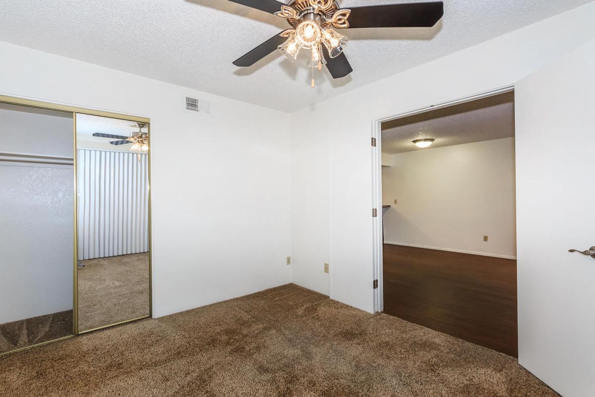 Tucson Apartment: 2400 E. River Road