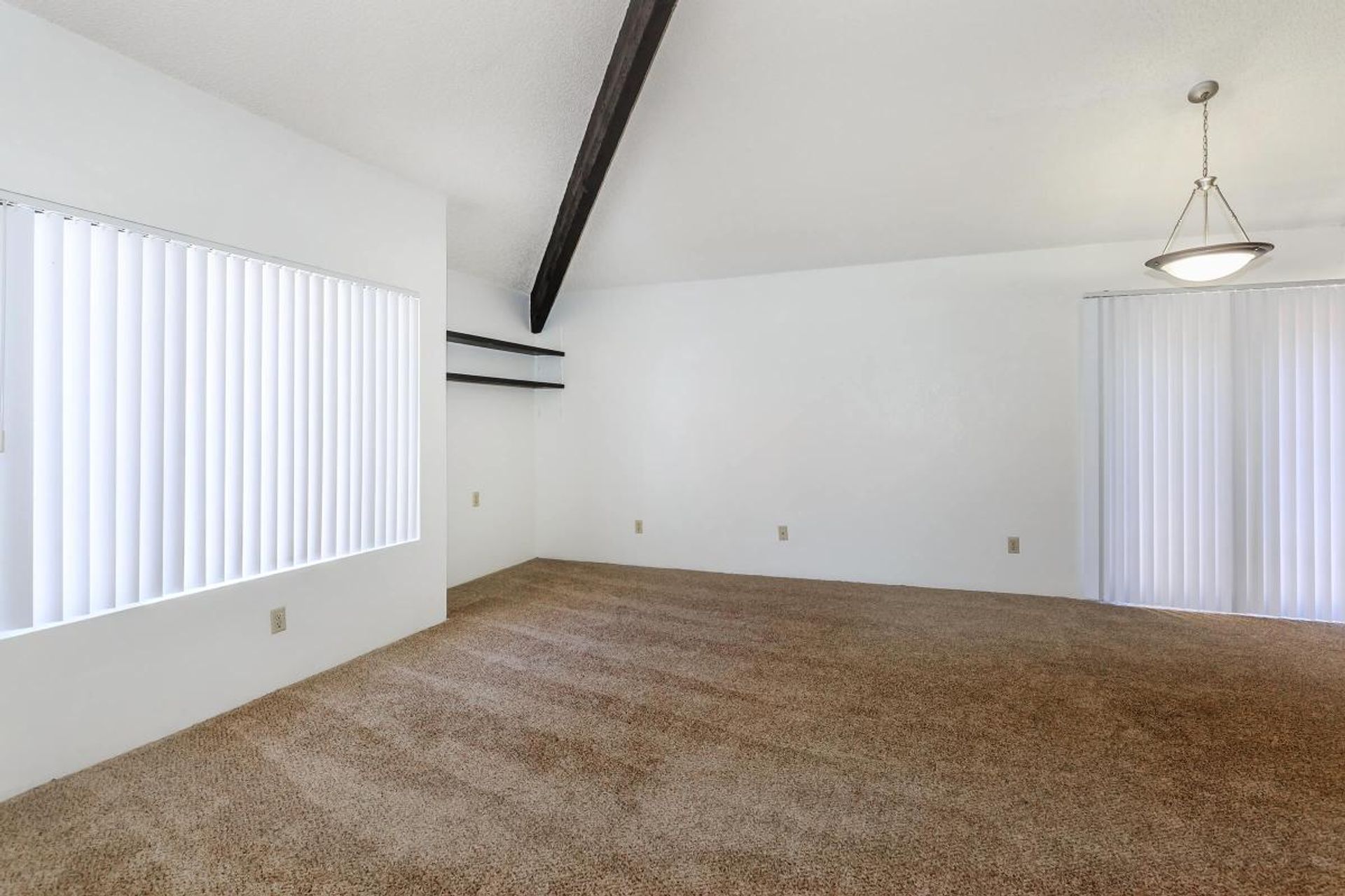 Tucson Apartment: 2400 E. River Road