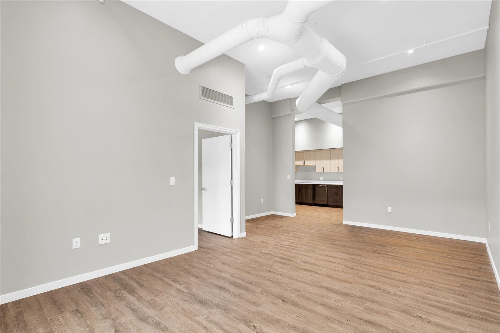 Downtown Living! Utilities included- 1 Bed, 1 Bath Residence 7 of 12