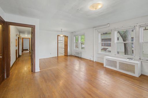 Charming & Convenient 2 Bedroom Near UIUC – Great Location! – photo 1