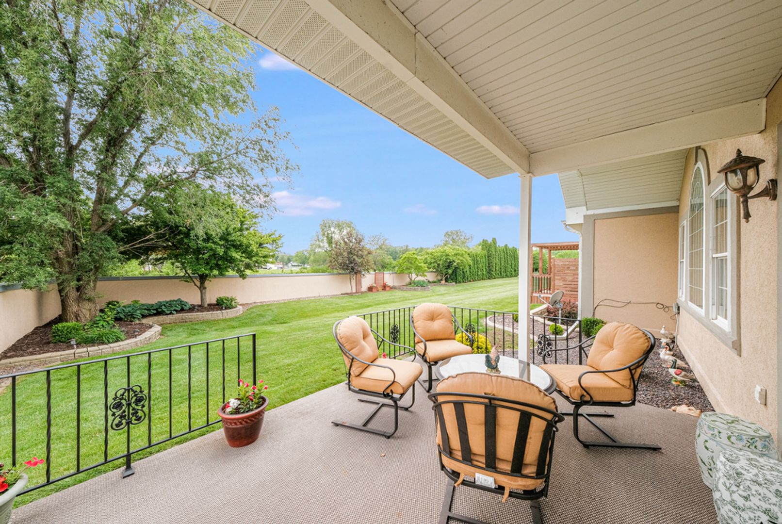 Urbana Condo: 2923 Rutherford Dr.