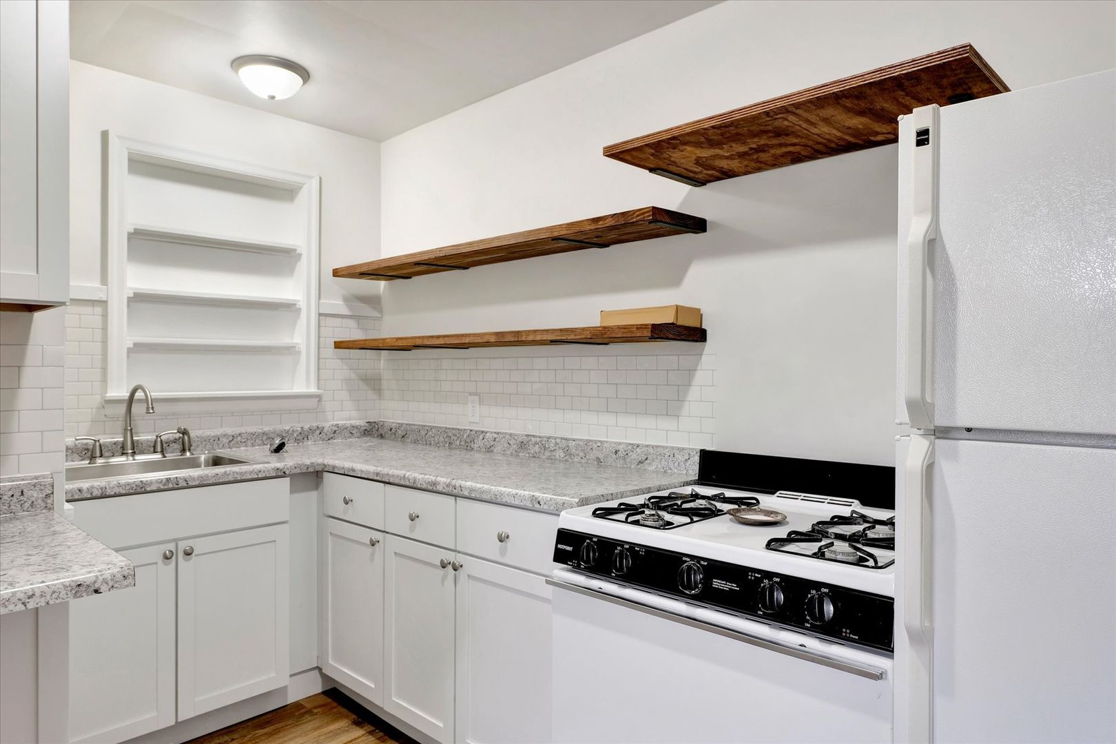 Champaign House: 301 Hessel