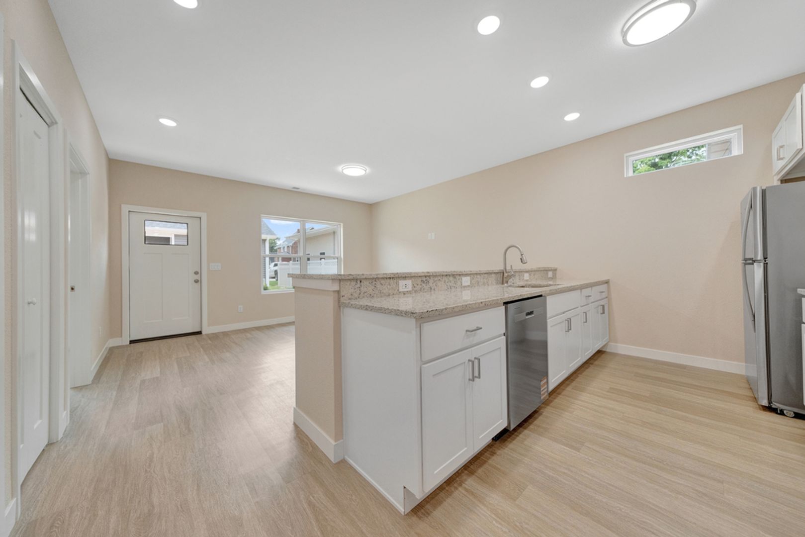 Tuscola Townhome: 105 E. Ensey