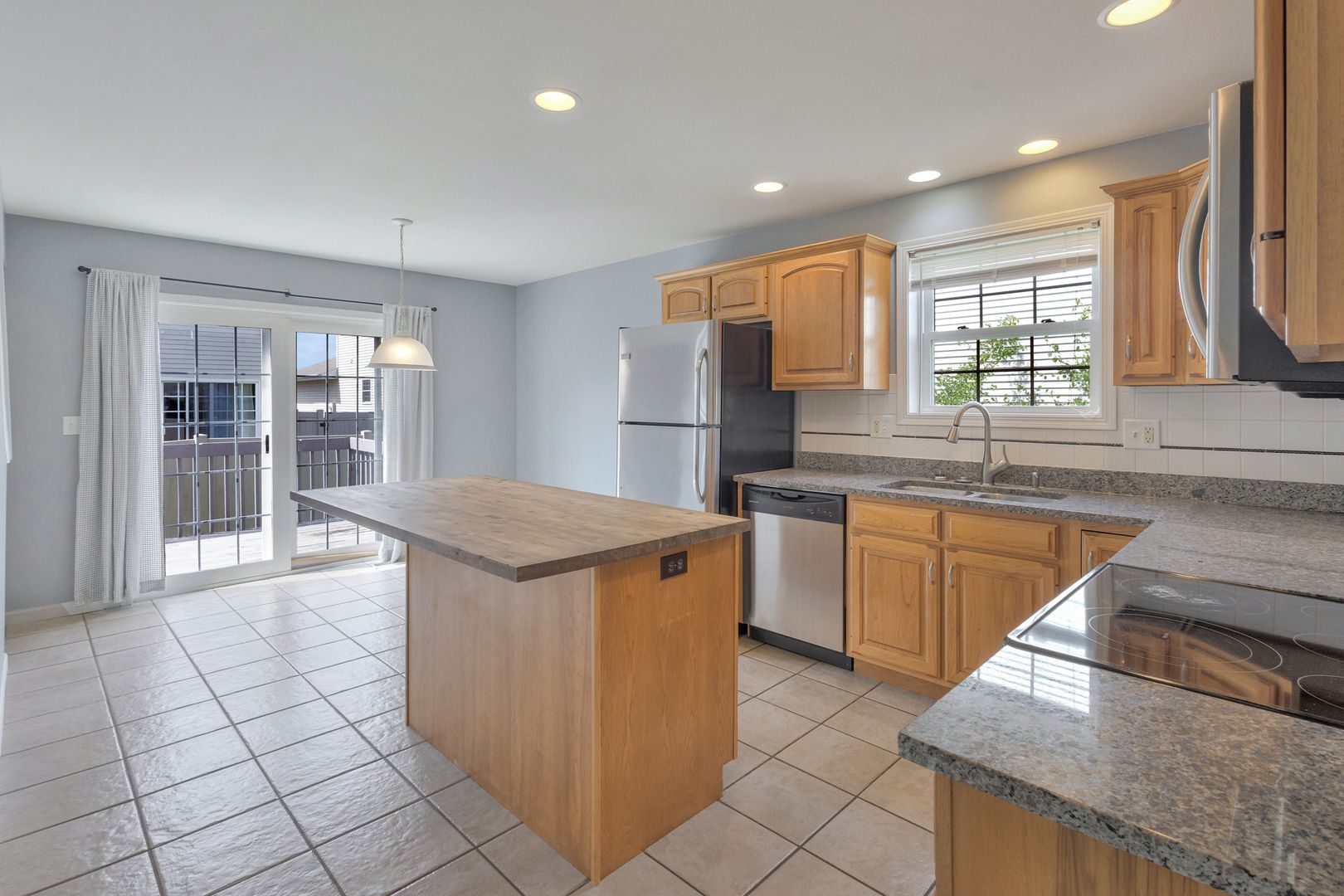 Champaign House: 3907 Balmoral Dr.