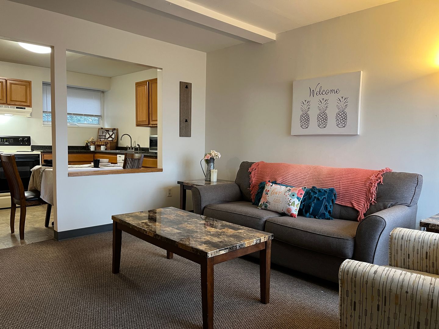 Ithaca Apartment: 516 University Ave