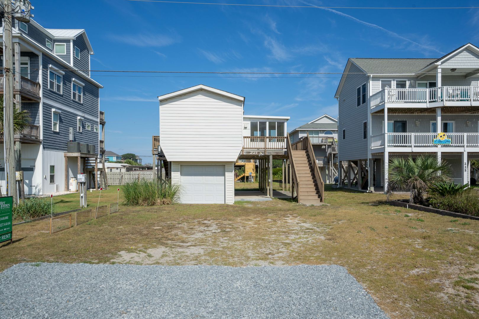 North Topsail Beach House: 221 Topsail Road