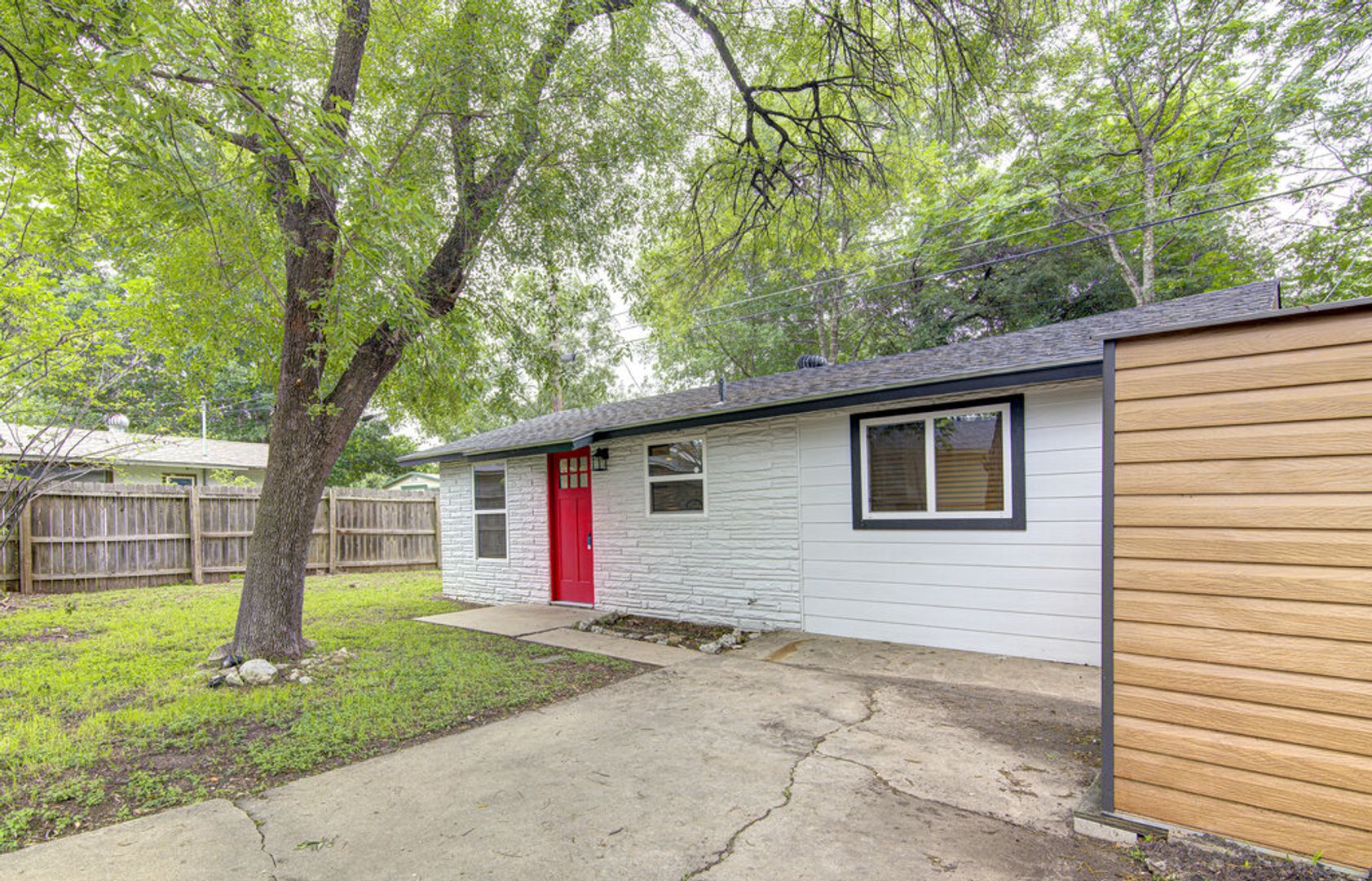Austin Apartment: 1711 Brentwood St