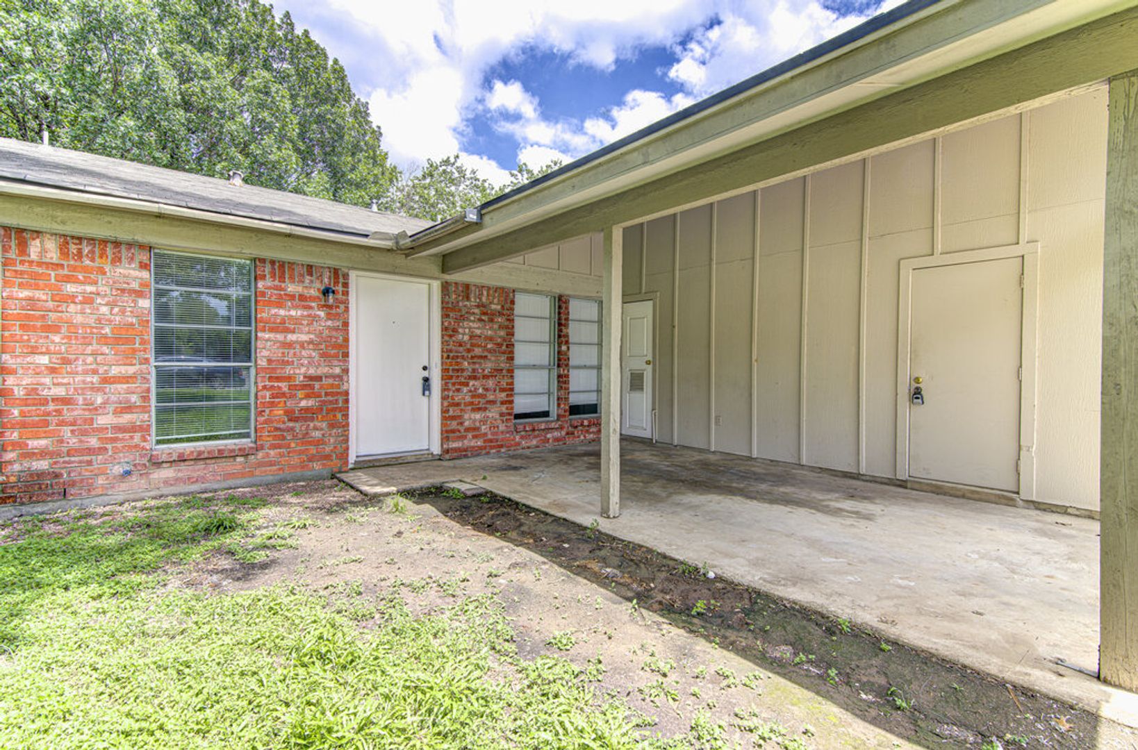 Austin Apartment: 5301 Indio Cir