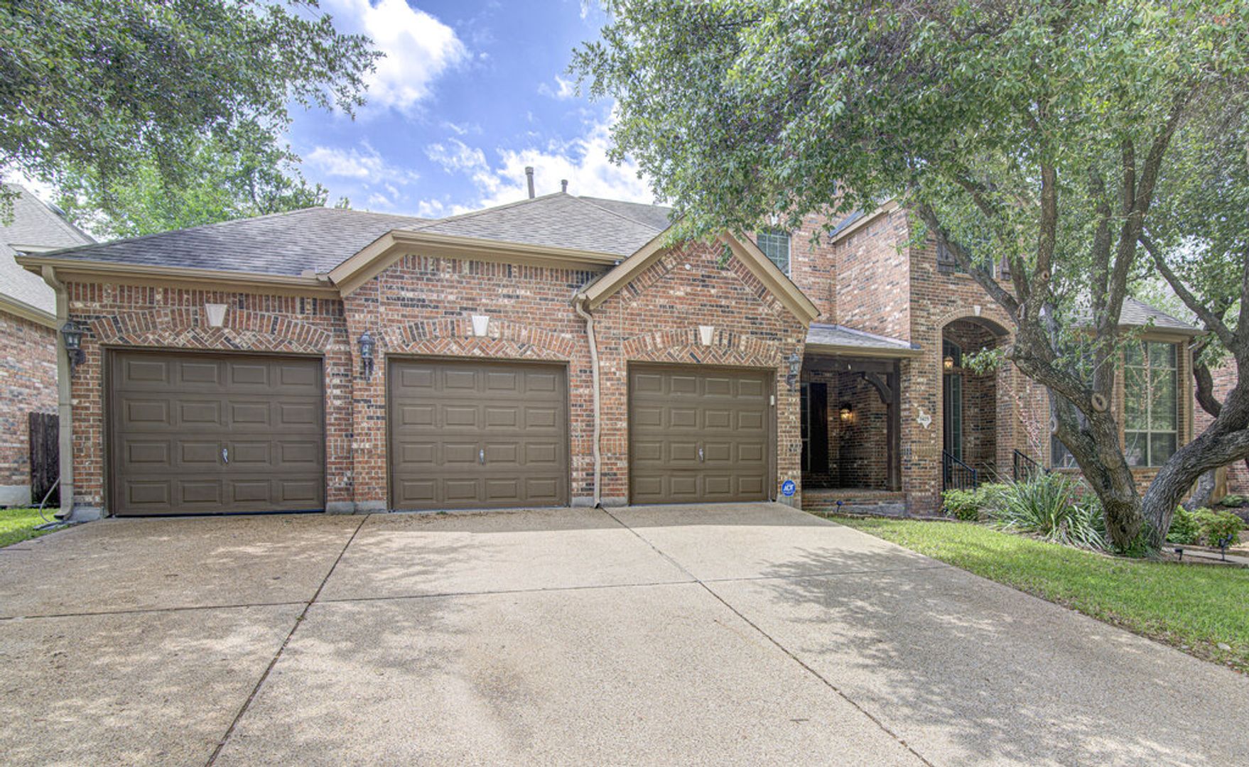 Round Rock House: 1425 River Forest Dr