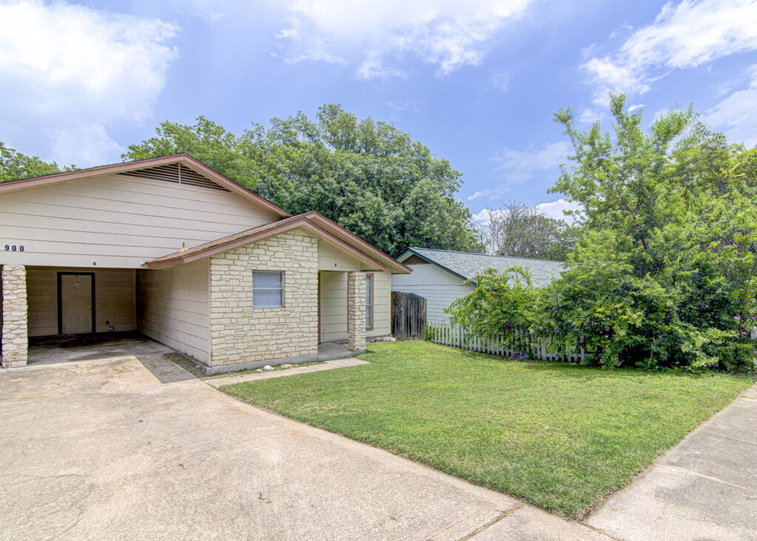 Austin Apartment: 900 Sirocco Dr
