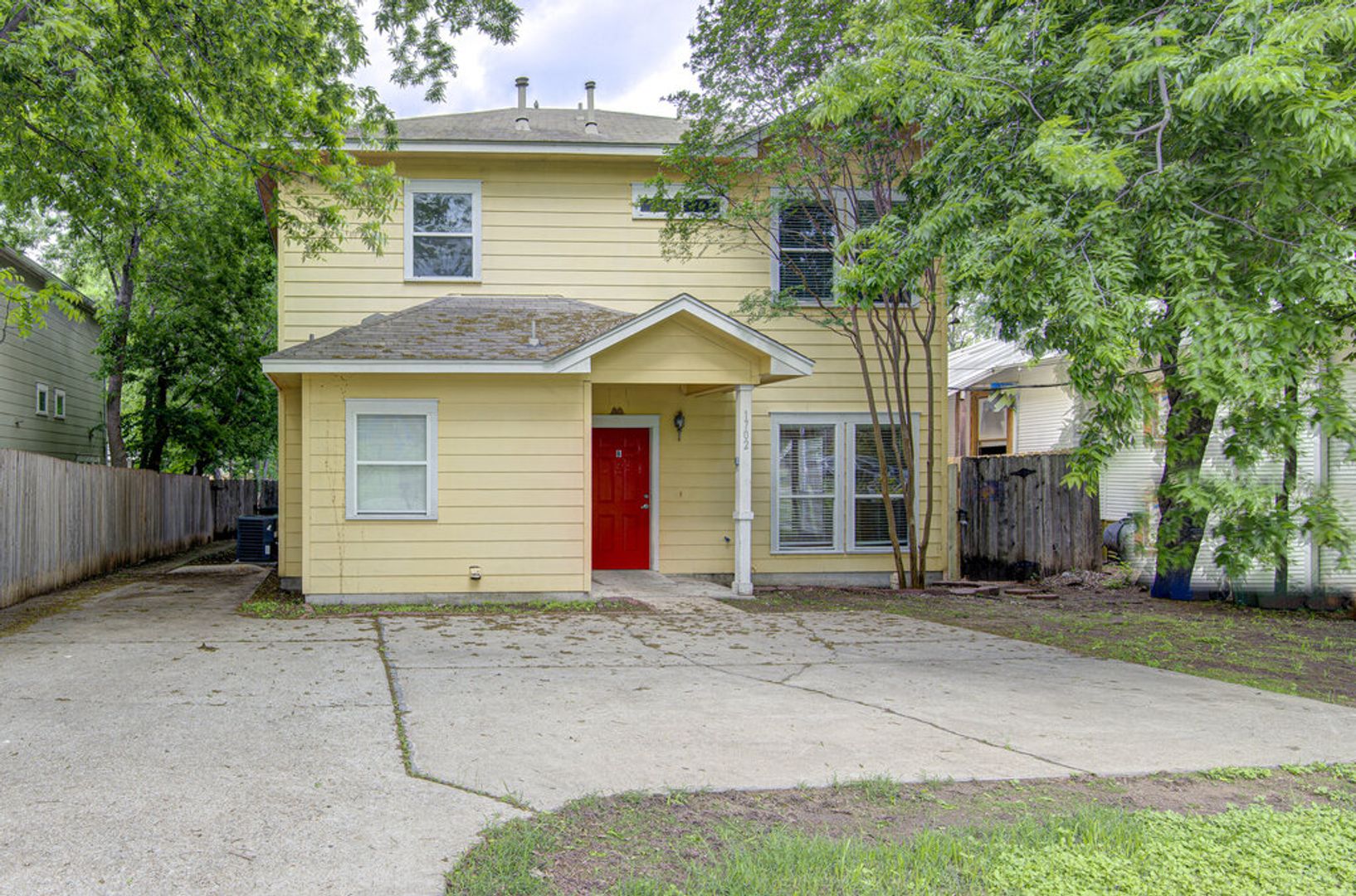 Austin Apartment: 1702 Singleton Ave