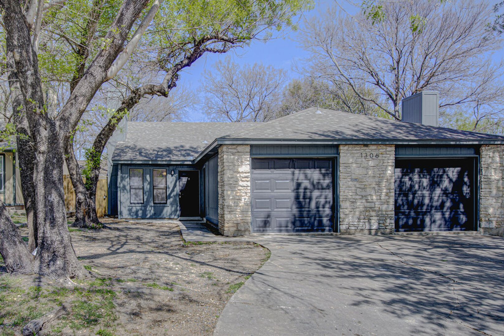 Austin Apartment: 1306 Bonnie Brae St