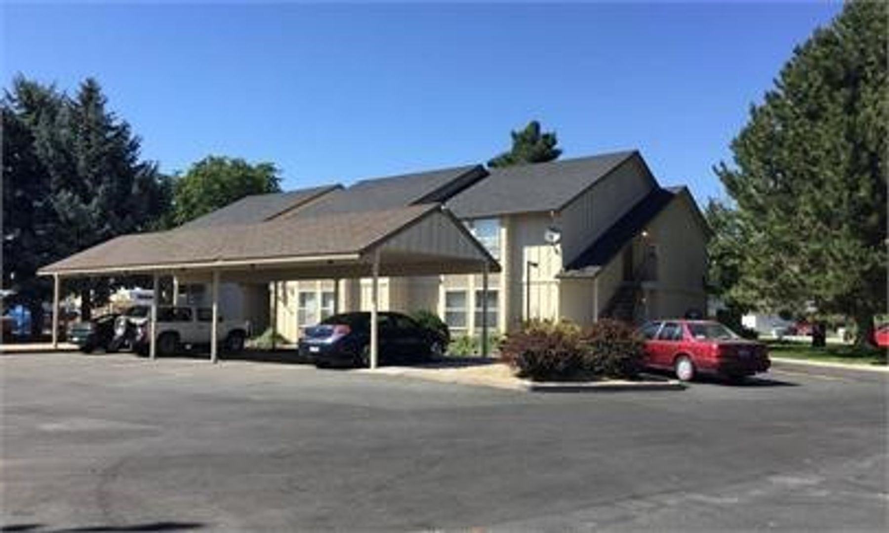 Garden City Apartment: 9415 West Thurman Drive