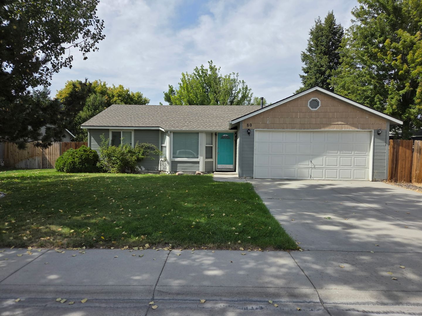Meridian House: 80 West Bloomington Drive