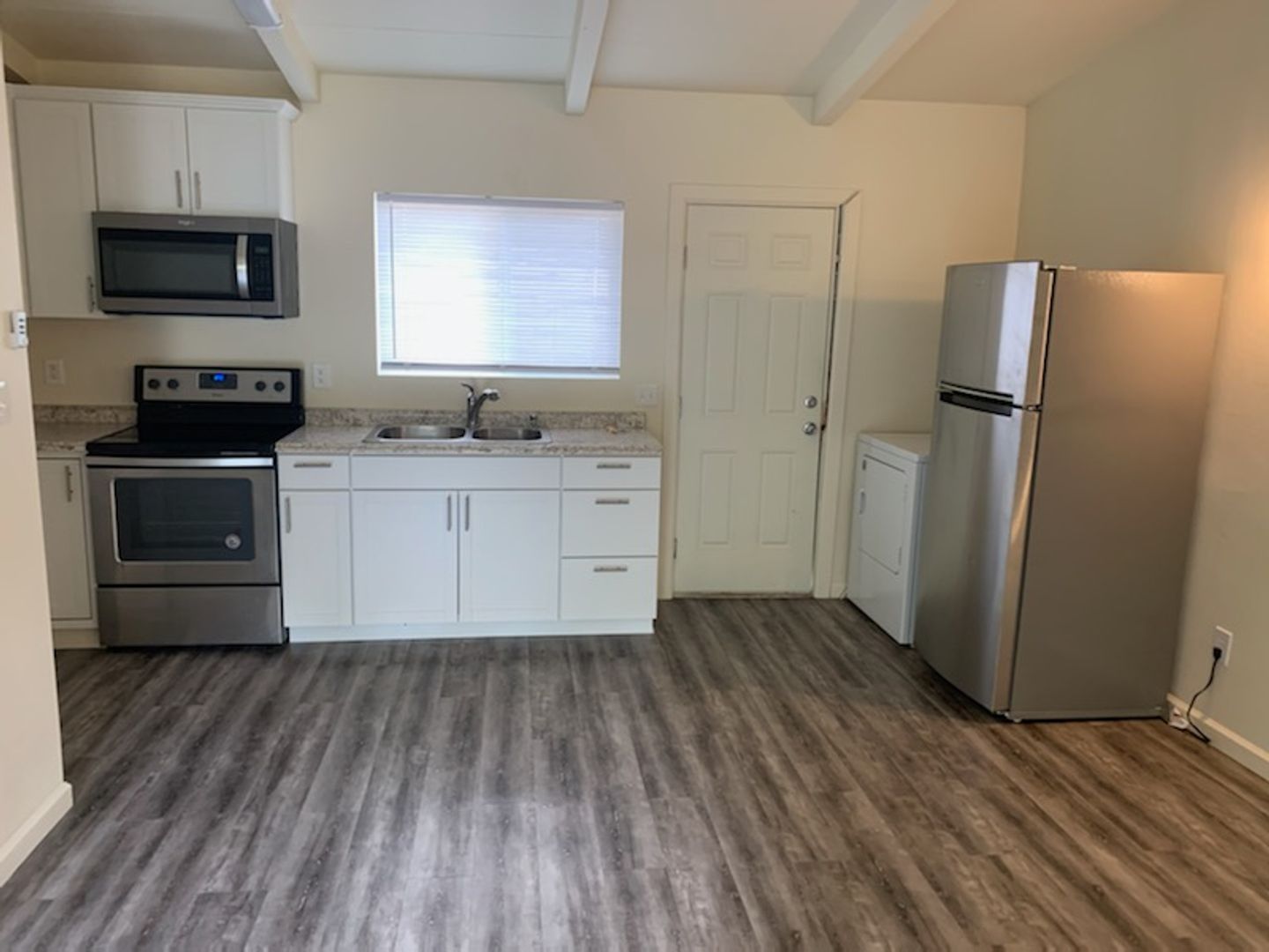 Caldwell Apartment: 1307 & 1311 E. Ash Street