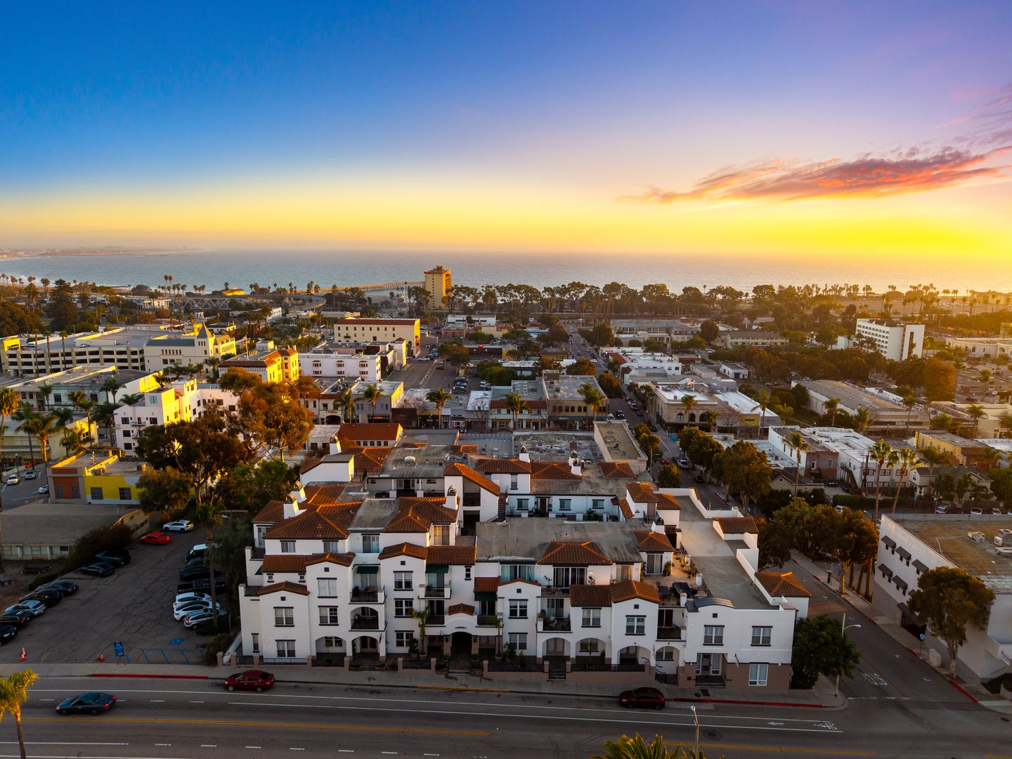 Ventura Condo: 436 Poli Street #402