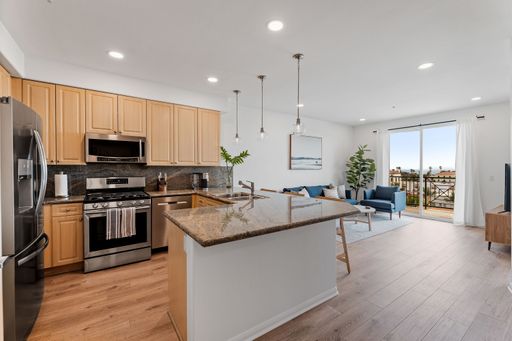 Sunset View Condo in the Heart of Downtown Ventura! – photo 1