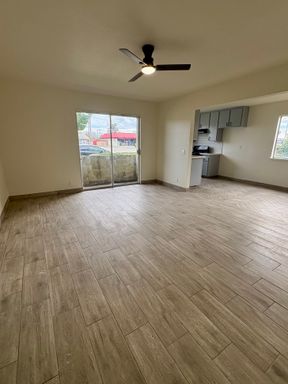 Renovated 1 Bedroom North Oxnard Apartment! – photo 1