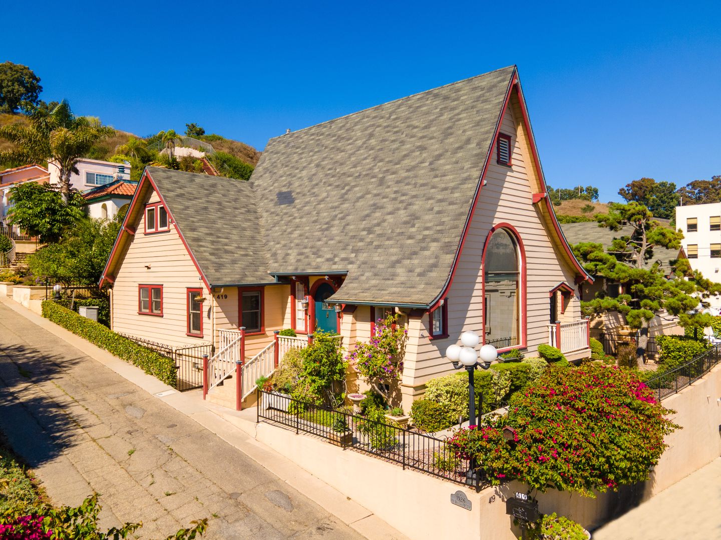 Ventura House: 419 Brakey Road