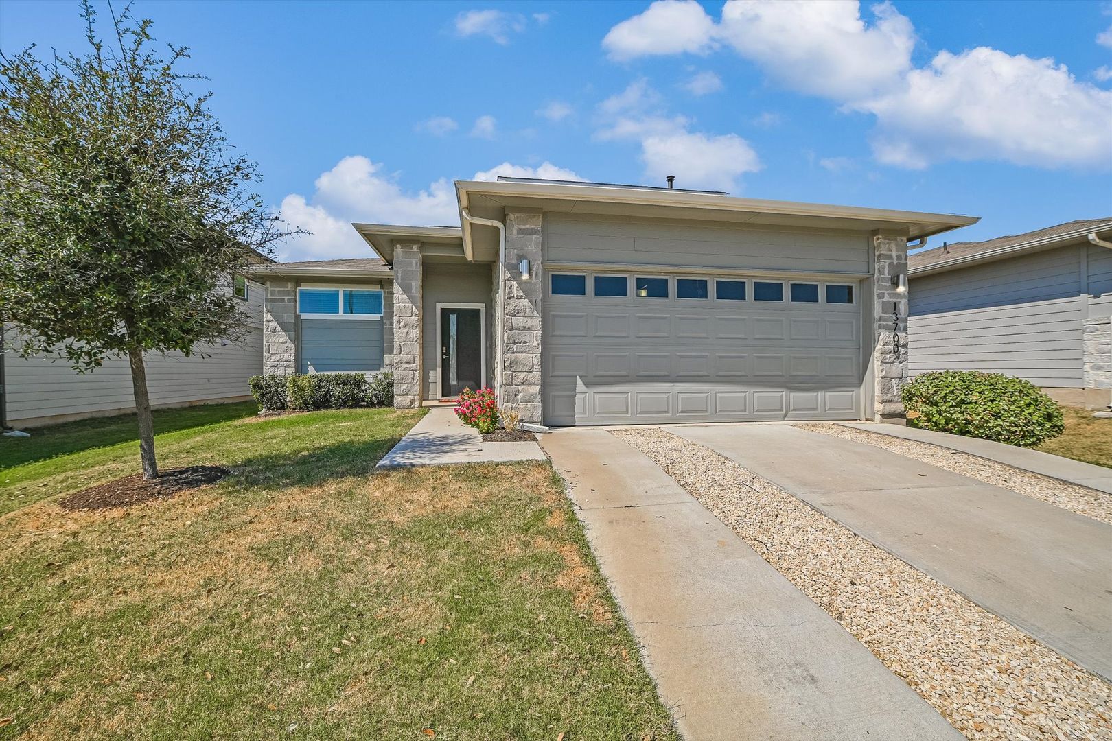 Pflugerville House: 13700 Lubeck Dr