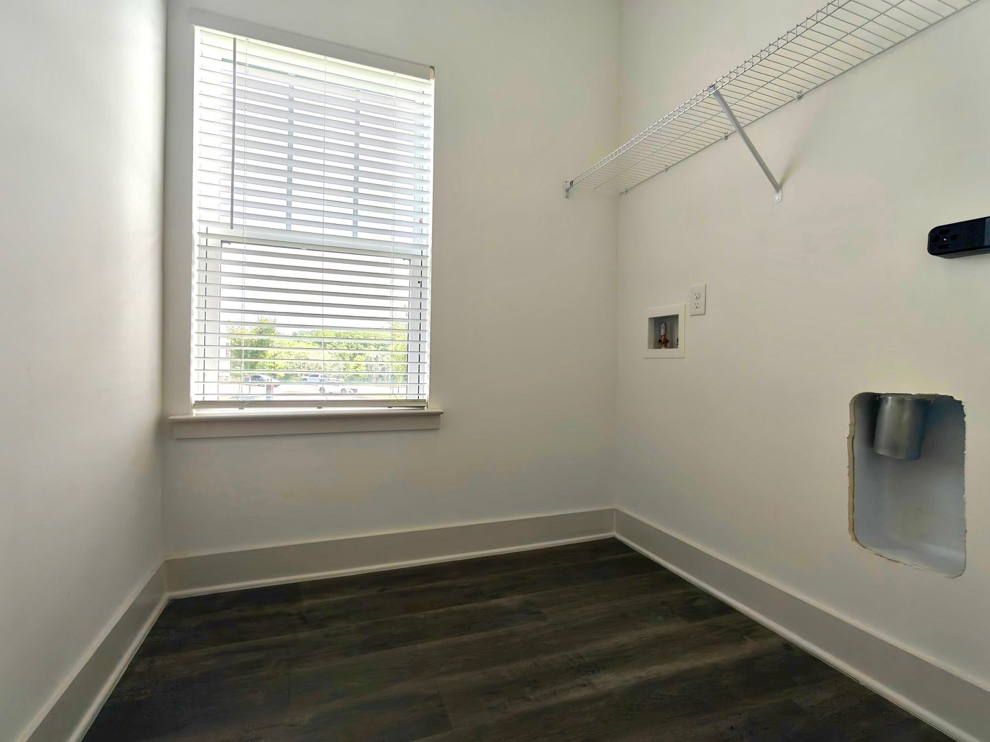 Treesort Luxury Living 2 of 11