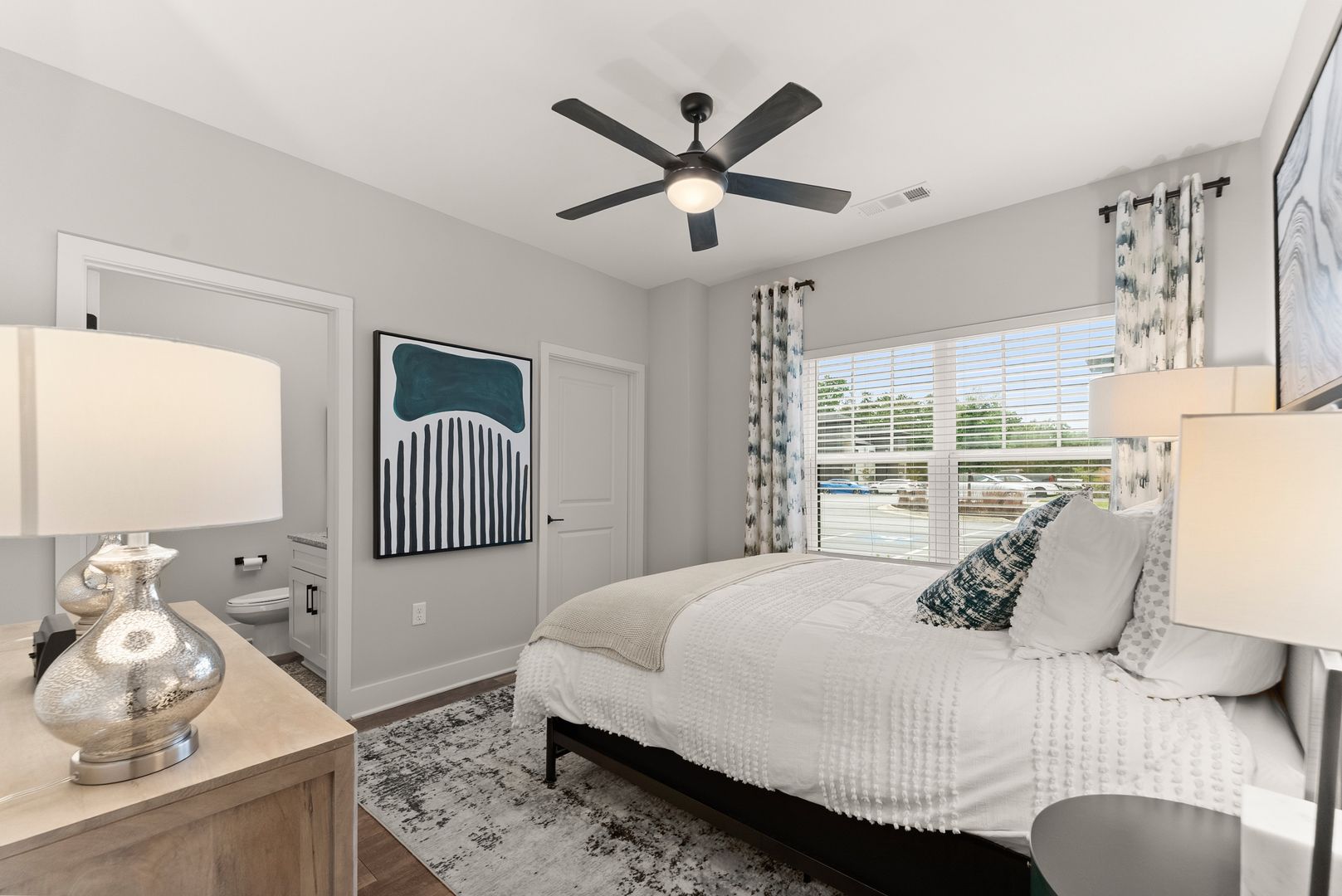 Treesort Luxury Living 160 of 401