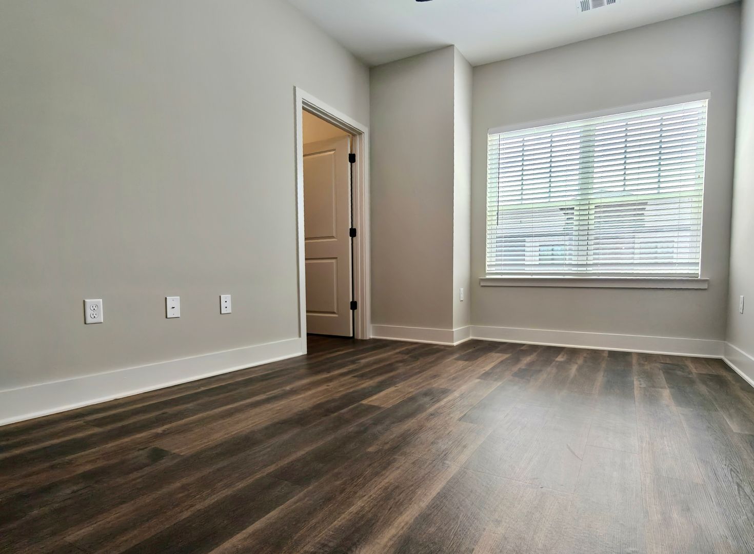 Treesort Luxury Living 265 of 401