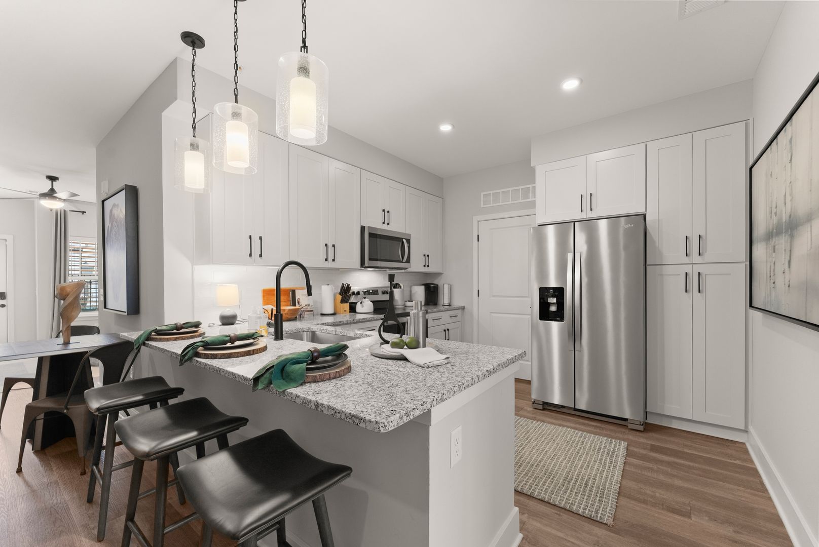 Treesort Luxury Living 3 of 26