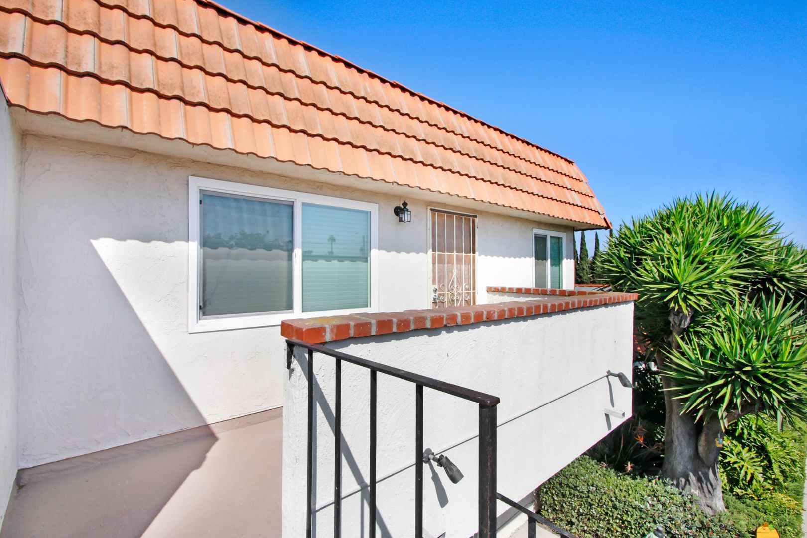 Costa Mesa Apartment: 3099 Ginger Avenue