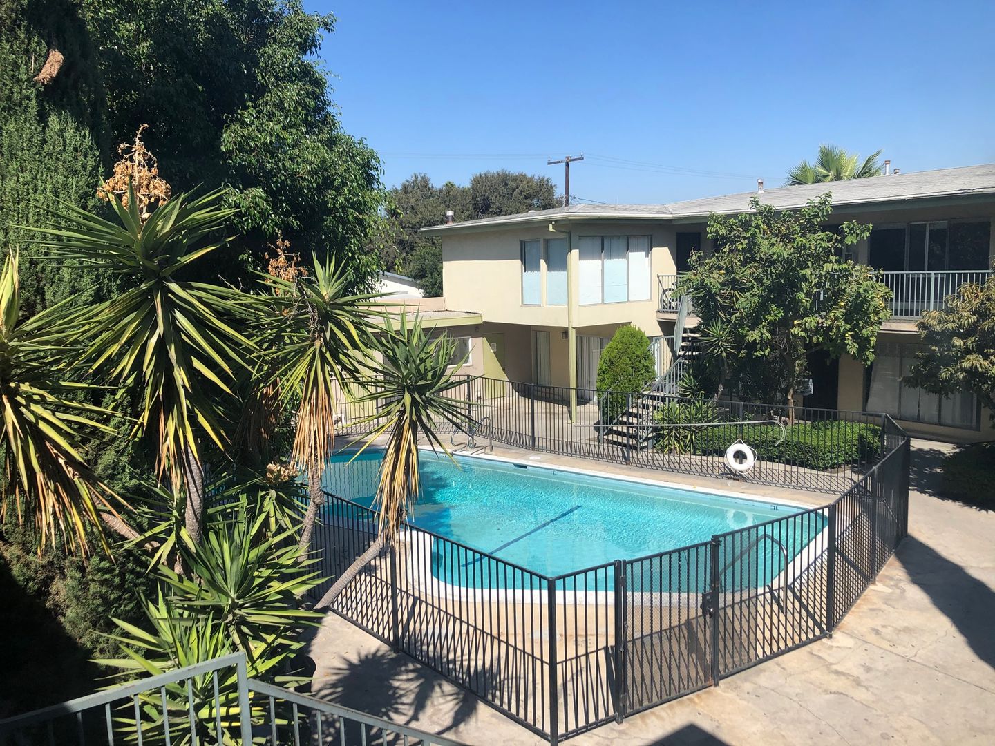 Anaheim Apartment: 213-217 E Clifton Ave