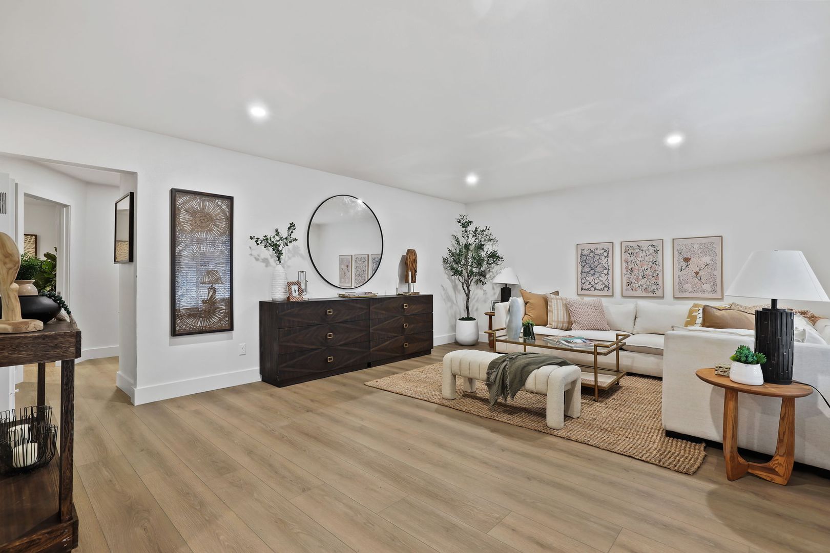 Tustin Apartment: 15501 Pasadena Avenue