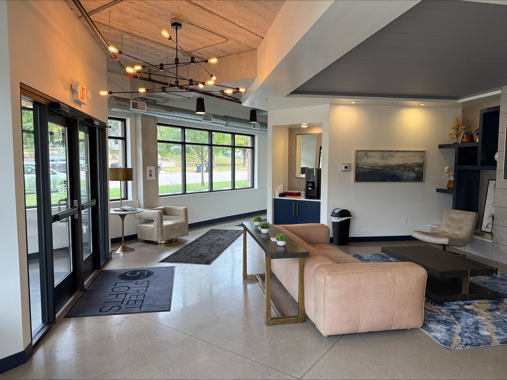 Northfield Apartment: 118 5th St E