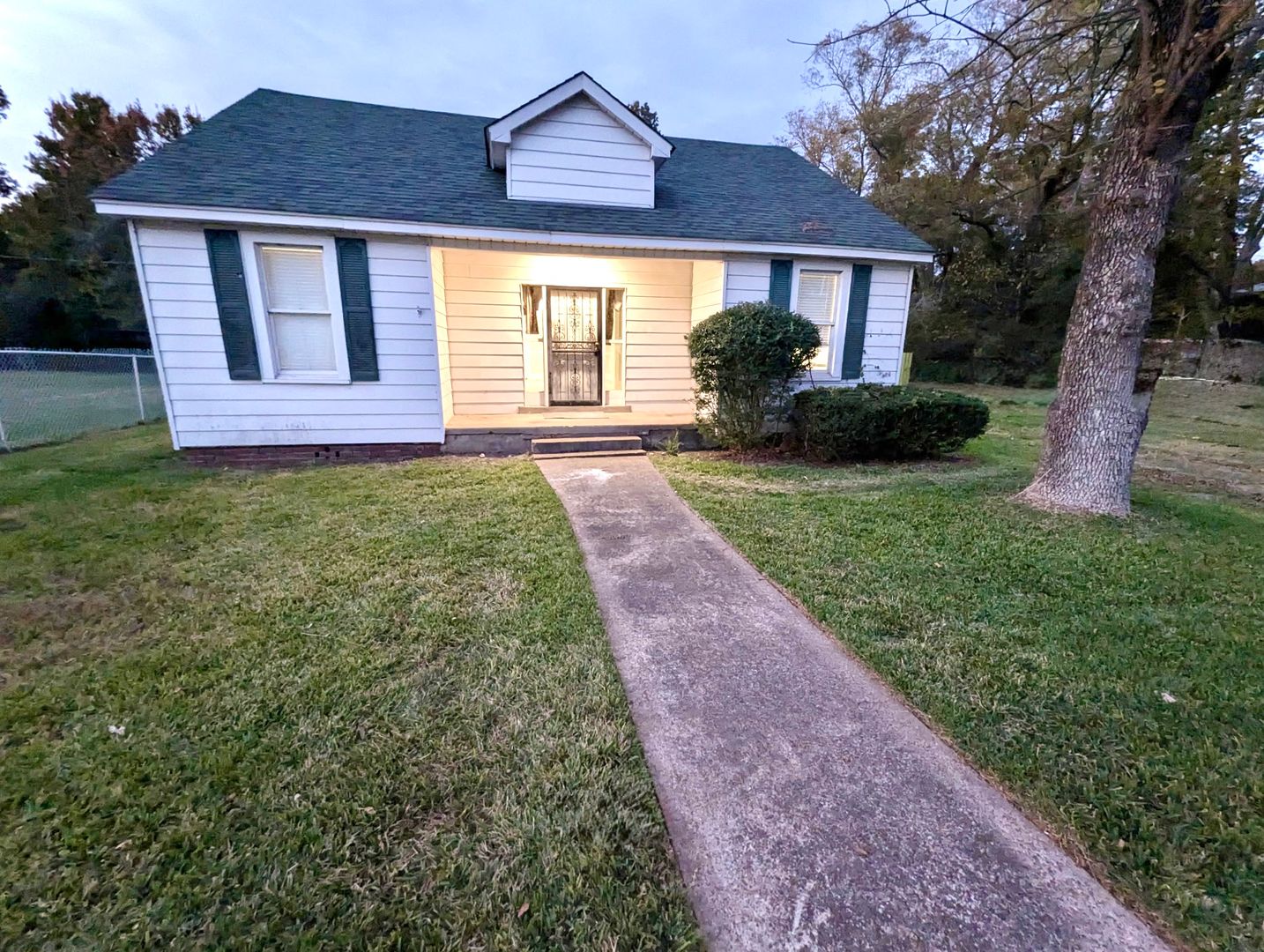 Unincorporated House: 8796 Chaffee Rd