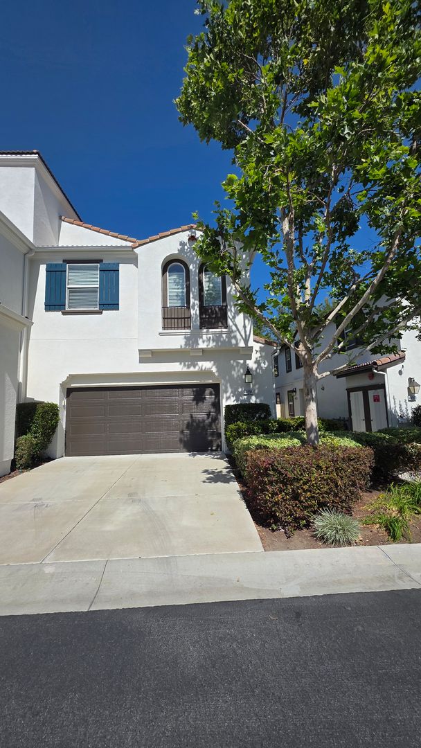 Temecula Townhome: 44096  Calle Allicante