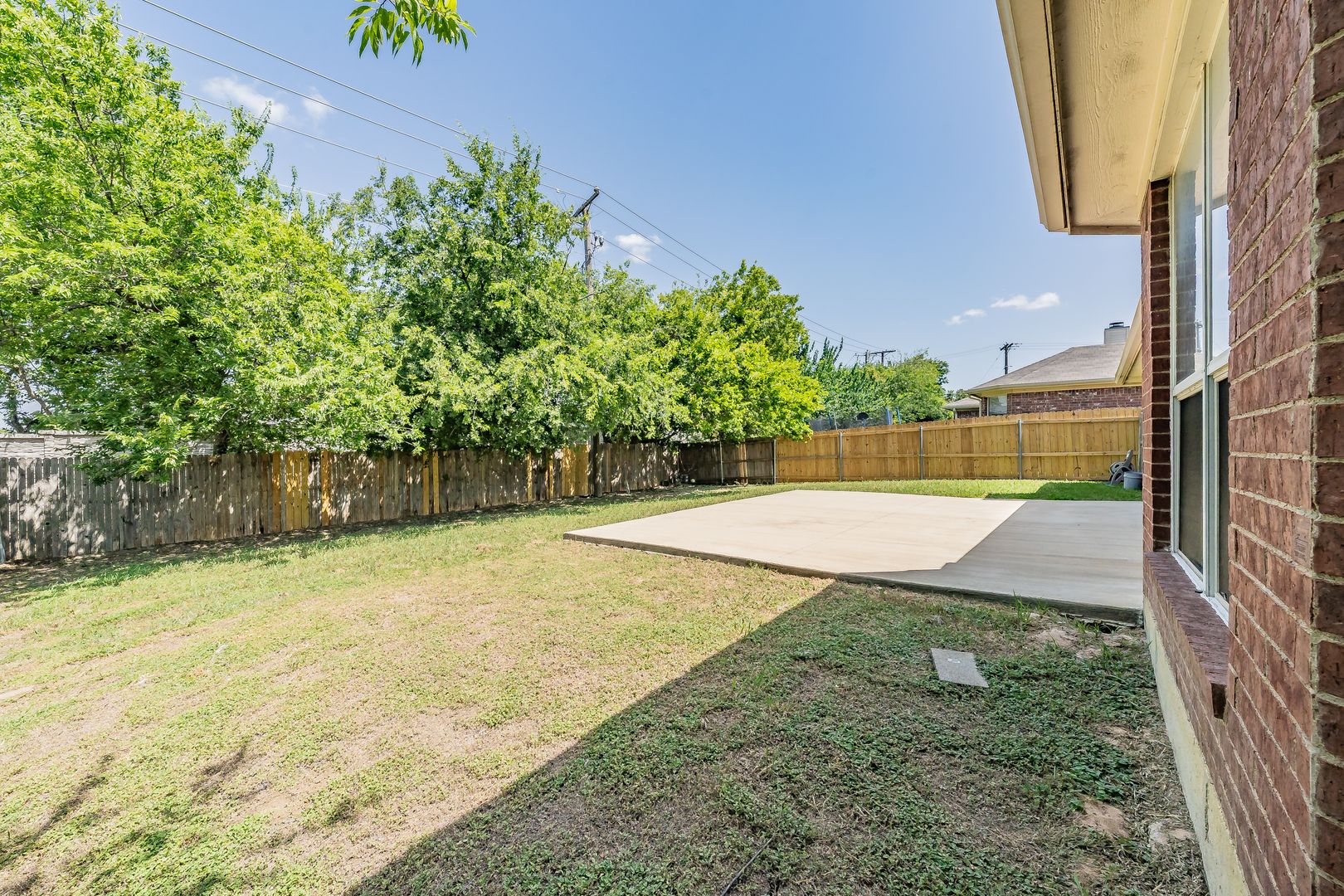 Arlington House: 8109 Mosstree Drive