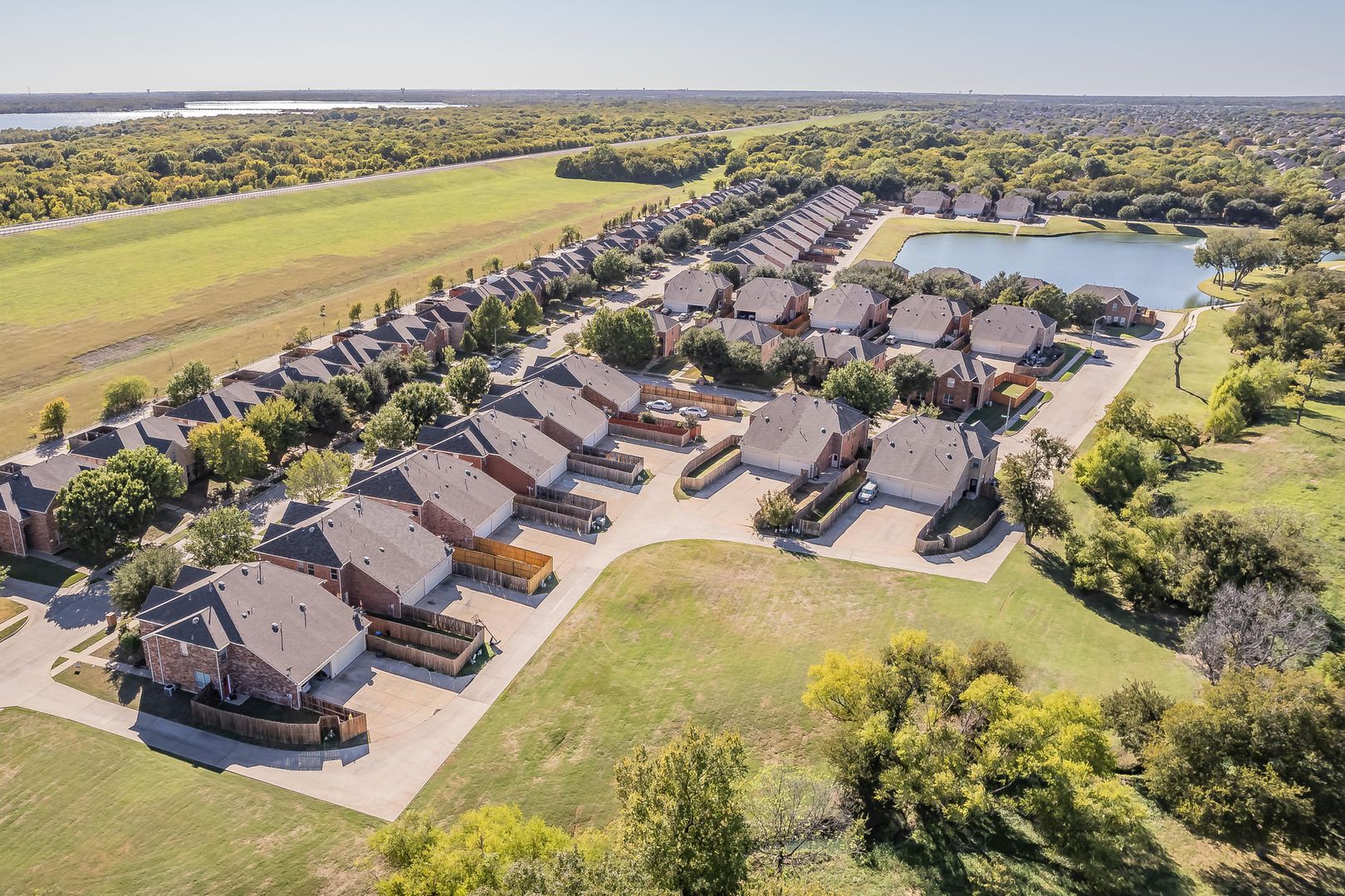 Grand Prairie House: 908 Jamie Dr.