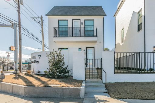 Excellent 3 bedroom 2.5 bath in Arlington – photo 1