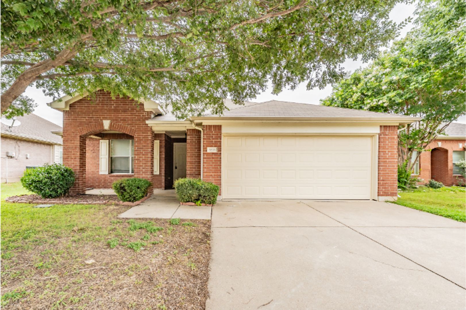 Fort Worth House: 5816 World Champion Court