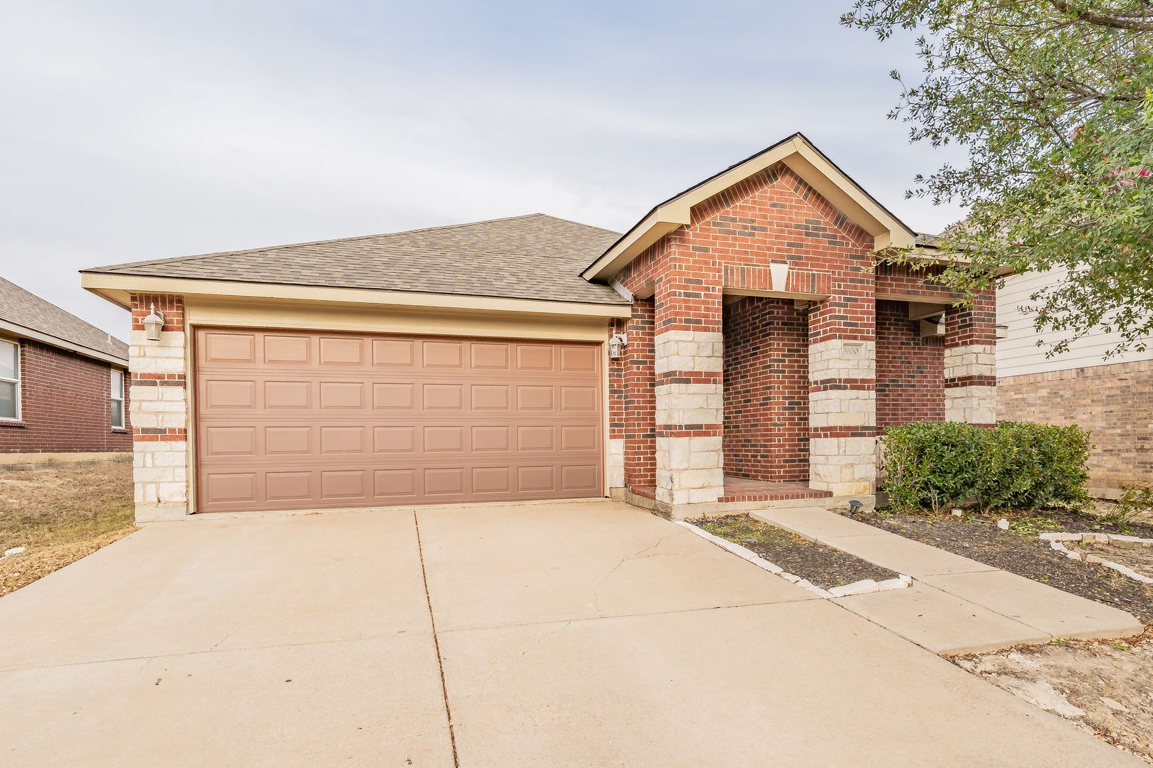 Burleson House: 900 Grant Street