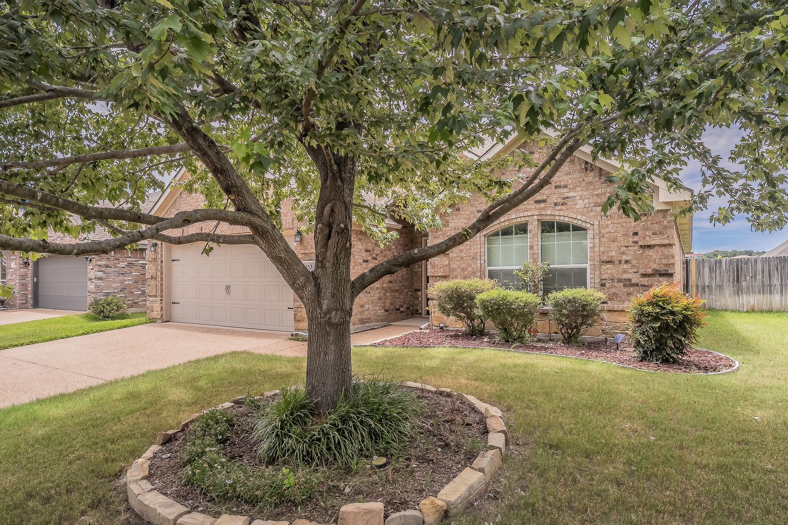 Willow Park House: 153 Overland Trail