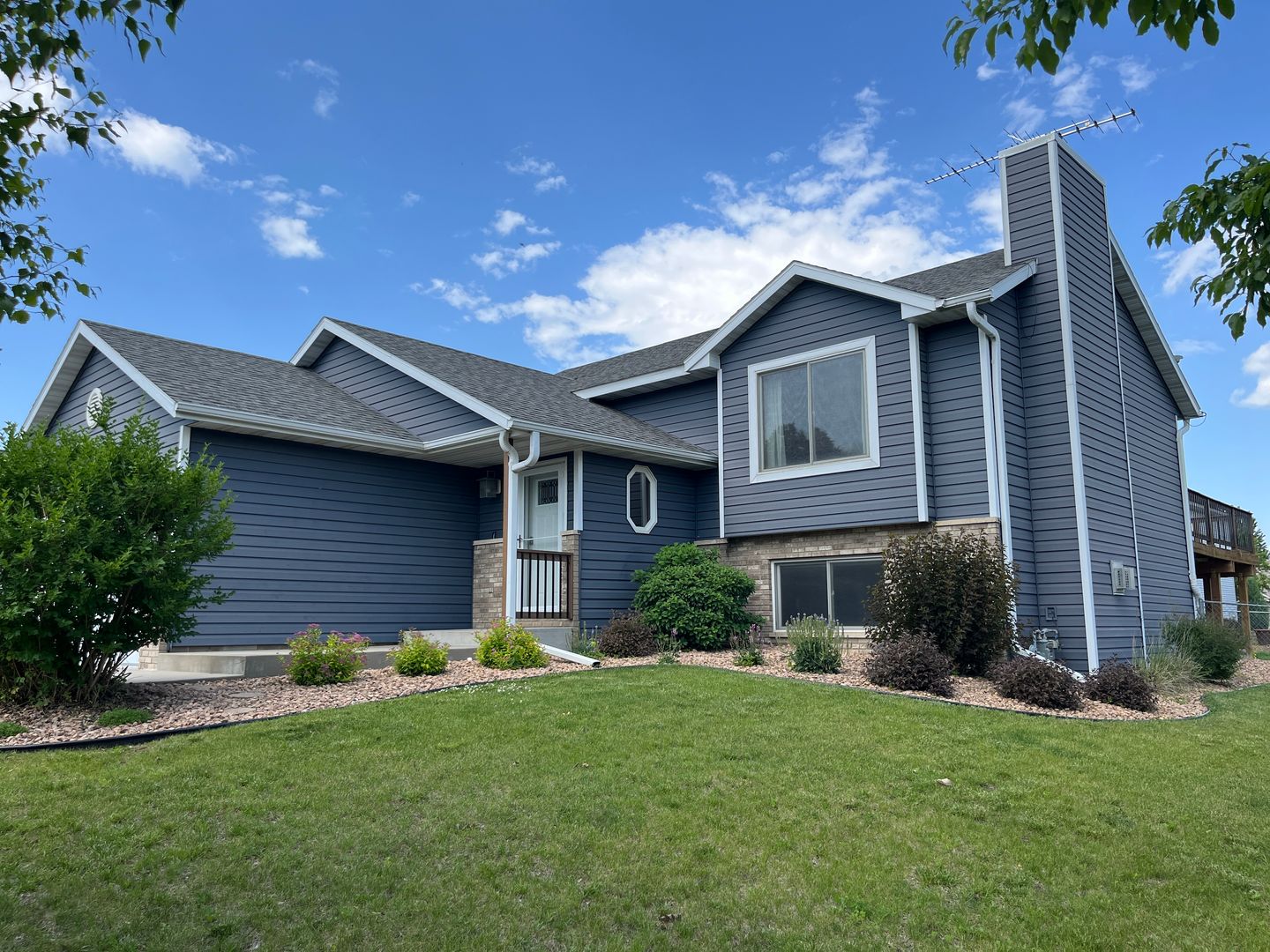 Rochester House: 5918 Shetland Dr. NW