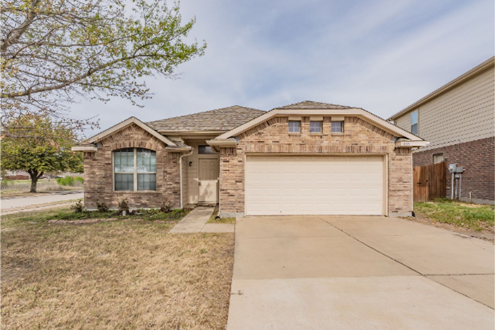 Ft. Worth House: 636 Saddleway Dr.