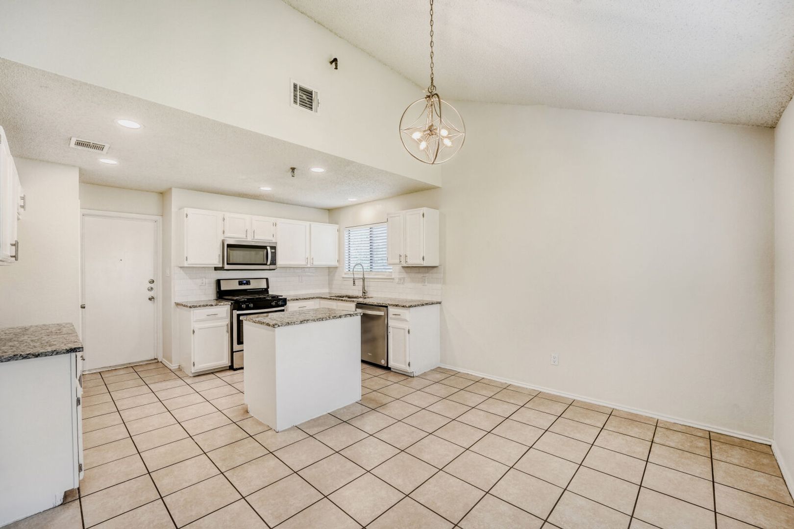 11922 Meadowfire Drive 7 of 12