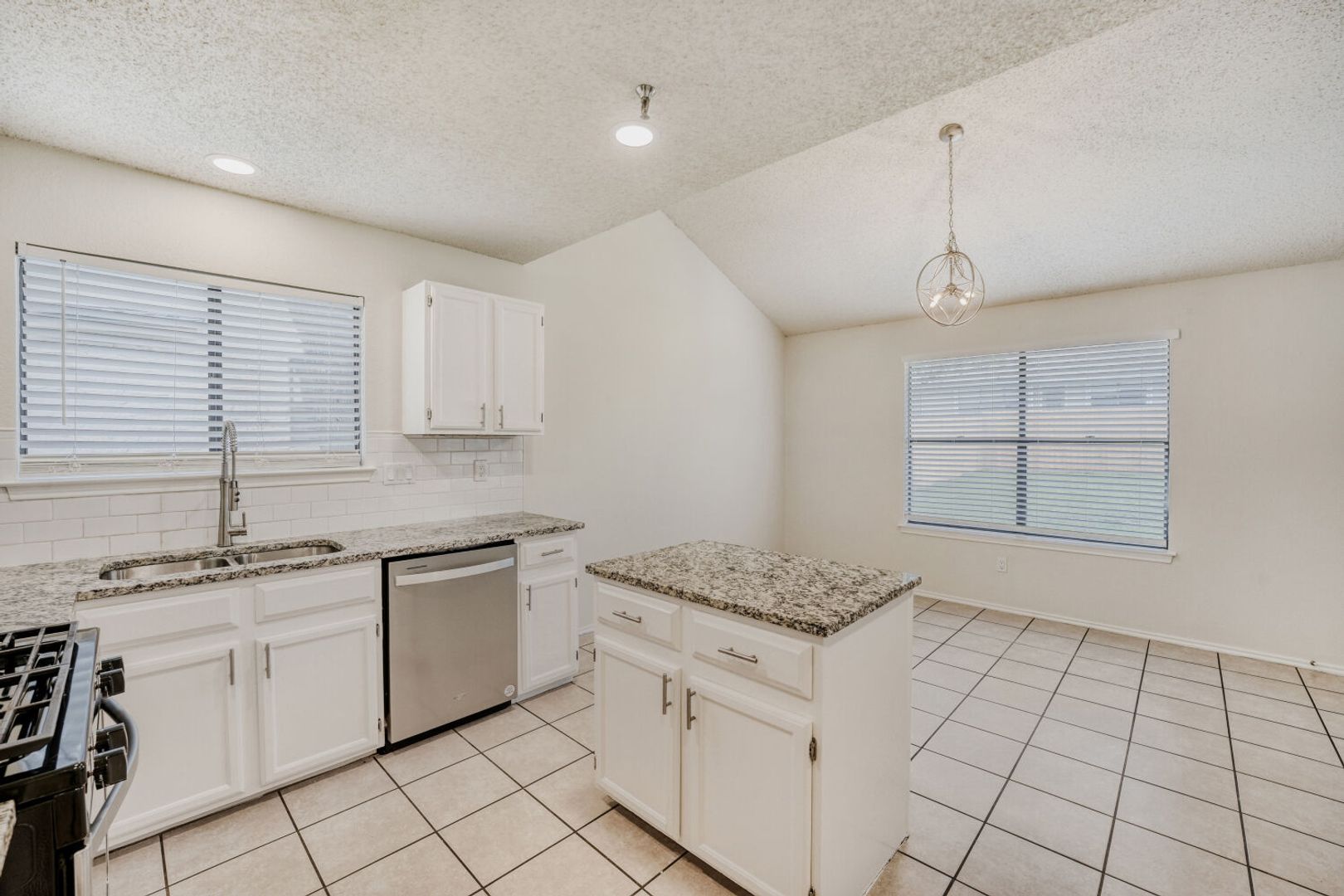 11922 Meadowfire Drive 10 of 12