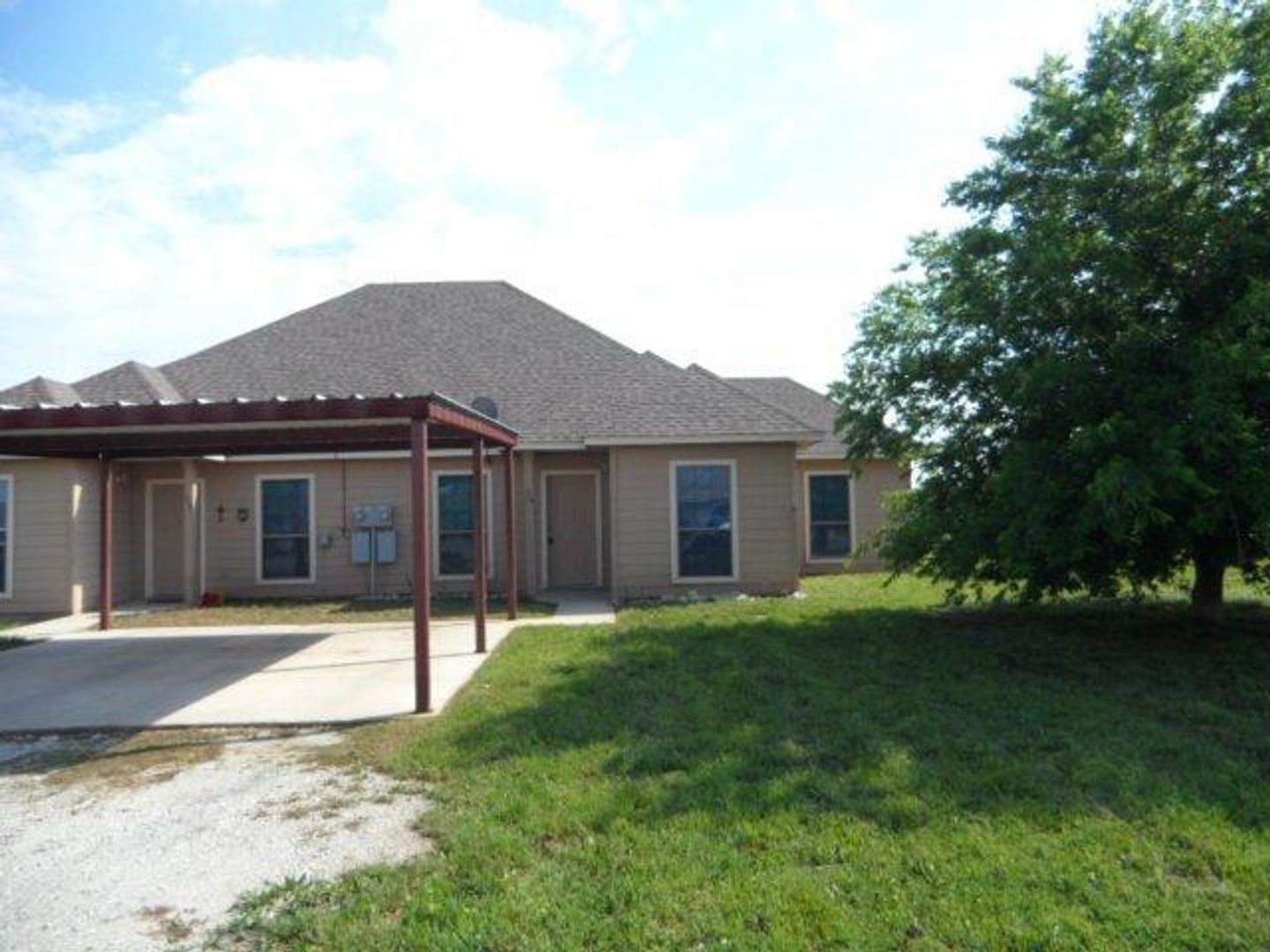 Weatherford House: 116 Collett Court