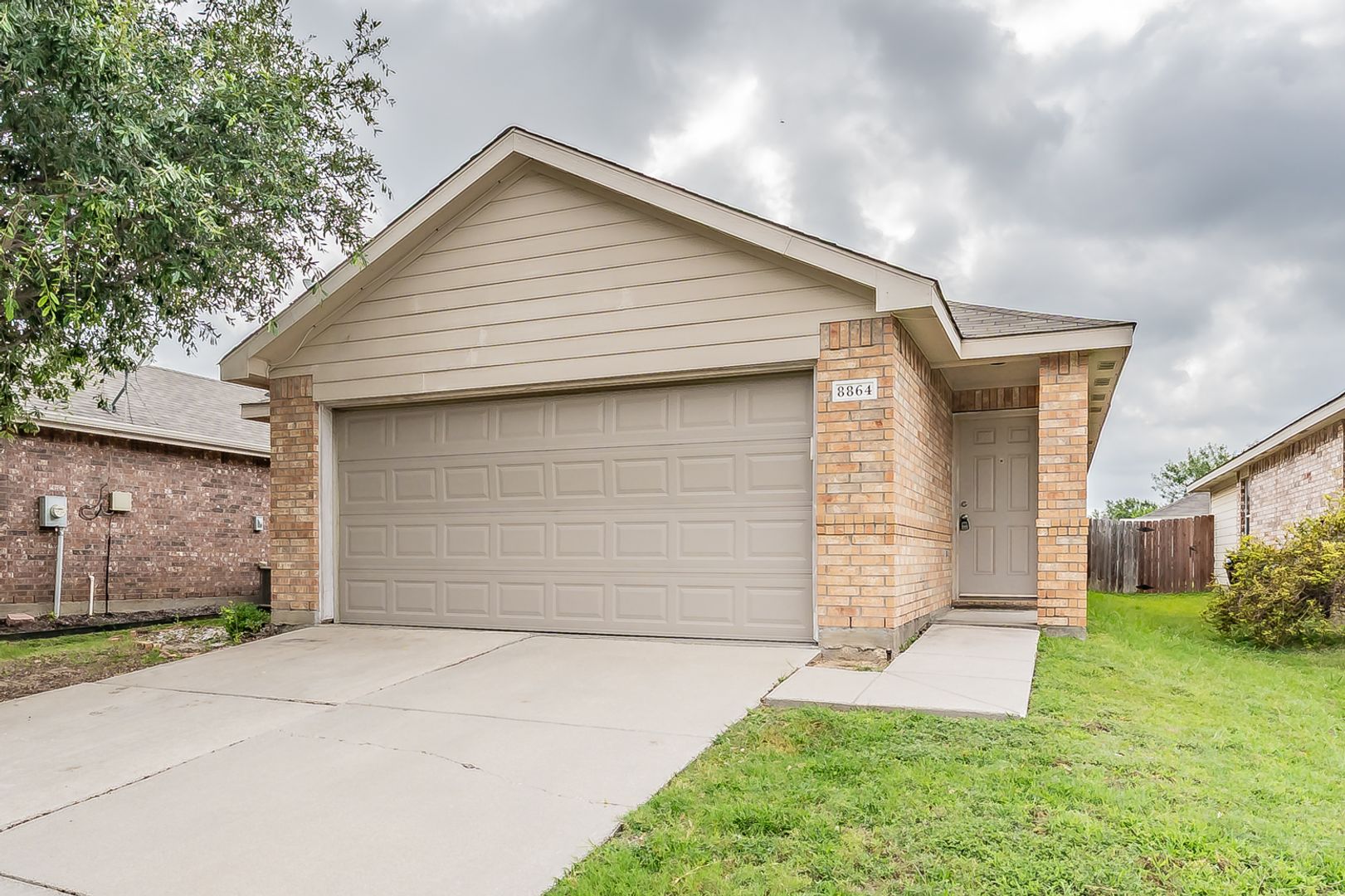 Ft. Worth House: 8864 Valley River Dr.